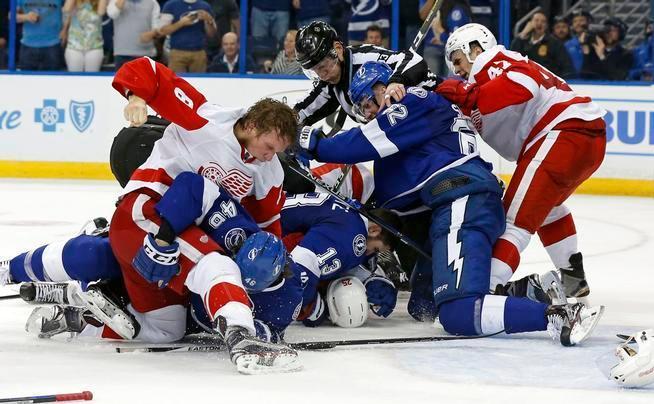 hockey-fight-headline.jpg